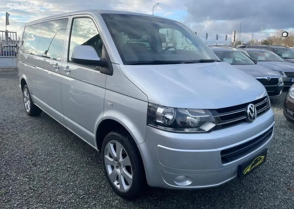 Volkswagen Caravelle 2.0 TDI DSG LONG WEBASTO